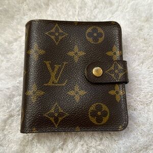 Louis Vuitton Wallet